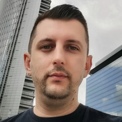 RealSmart_Guy's profile picture. 