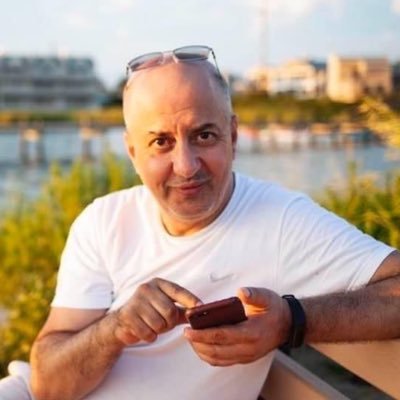 Algerian journalist صحفي جزائري
