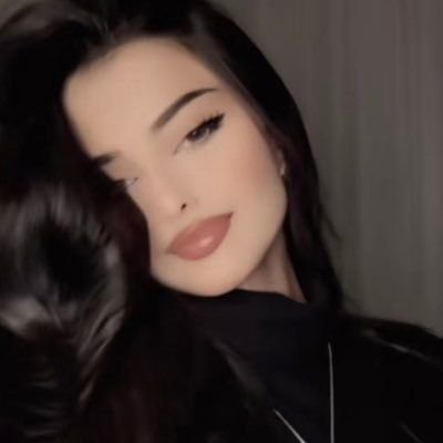 sj14816297's profile picture. 🖤🌹