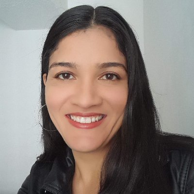 Desarrollador Frontend. Amante de los buenos hábitos y soñadora incansable. ¡Creo en el poder de la tecnología para transformar vidas! 🚀💻✨