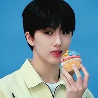 70% (@jxsxng02) 's Twitter Profile Photo 70% (@jxsxng02) 's Twitter Profile Photo