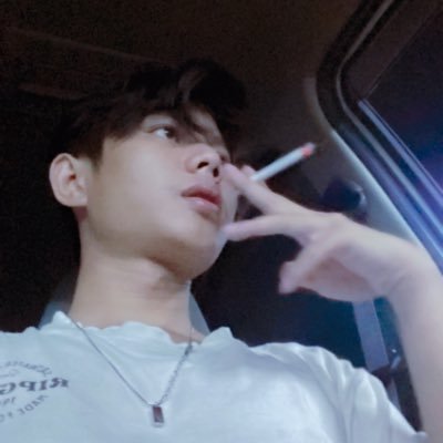 anggaschr Profile Picture