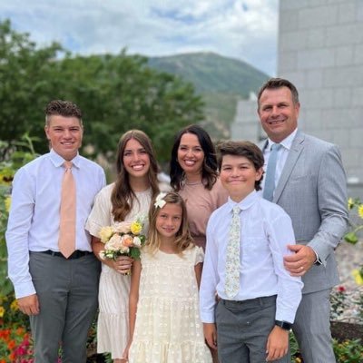 crissycat81's profile picture. 