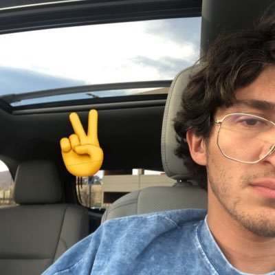 leddy_14's profile picture. 🙂