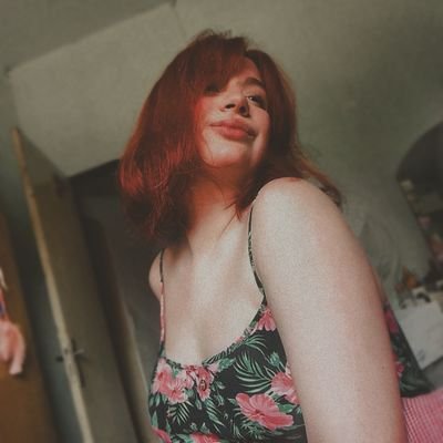 No hay nada que decir... deje de tener el cabello rojo.
Pero sigo con las misma inseguridades.