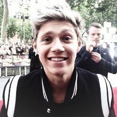 Love and Louis both start with L. And I choose both, always
ϟ hogwarts is my home ϟ
~ fan acc