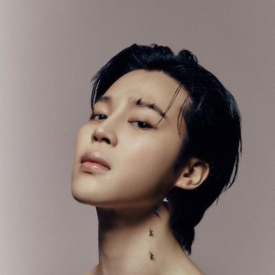 ⟭⟬ 🌿Nature lover🌿 ~~ 21yo 🌸she/her
Artist 🎨🖌️ ARMY
Currently trying to find myself. 🏃🏻♀️