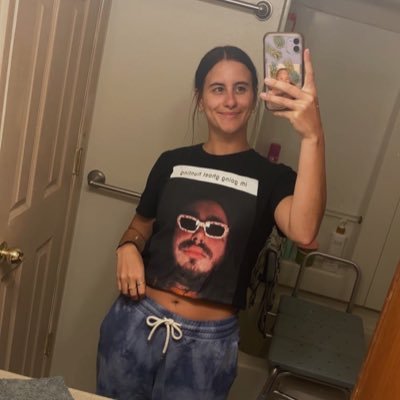 Zo3Liz's profile picture. I love you @PostMalone