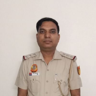 Inspector at Delhi Police.

Personal account not official account.