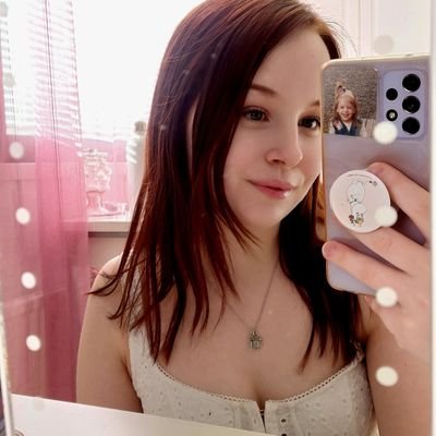 jjanikaxo's profile picture. 22💛//Nurse🩺