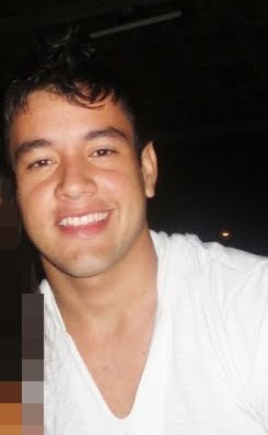 Servo do Senhor todo Poderoso, apaixonado pelo futebol ee algumas coisas mais ;;]