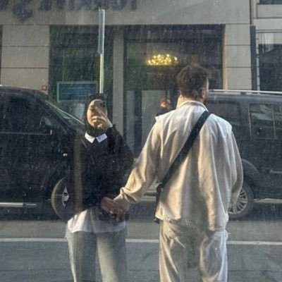 azyef777's profile picture.