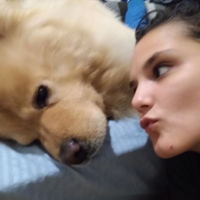 I am a Chicago based multimedia professional with a passion for photojournalism, web 2.0/social media, web design, traditional media & all things tech!