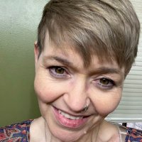 Beth Chahrouri (@bethchahrouri) 's Twitter Profile