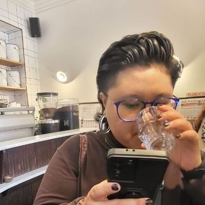 nabziescityy's profile picture. I like fats