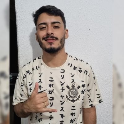 Vmoreira98's profile picture. 