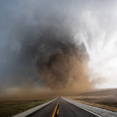 I report weather in Kansas | Storm Chaser & Weather Spotter| Future Class of Meteorologist | OU 28 | #wx |