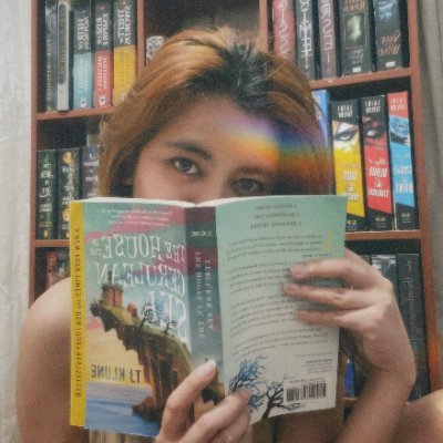 Bookstagrammer & Blogger
Just a girl with a room full of books and a passion for music and travel.
IG: wanderlustbibliophile
Blog: thebibliophilethoughts