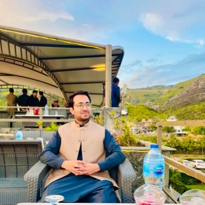 MuddasarSaeed1's profile picture. an ordinary introvert