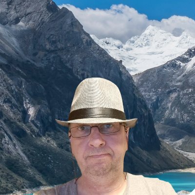 springviewer's profile picture. 