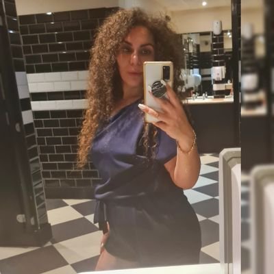 Berber African Brit. Try finding that on an ethnicity form.
🇩🇿 🇬🇧 🇪🇺 Ⓥ 🐾🕊