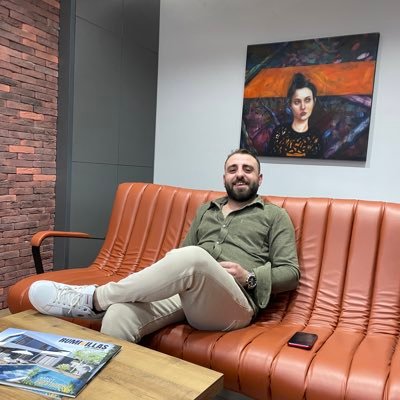 ihsnst1's profile picture. 