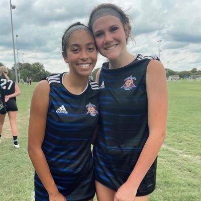 jilliana_reese's profile picture. Solar ECNL-RL /NPL -U17/ Position: WINGER/Outside Back- #2☆ Sachse High class of 24’ |5”4| https://t.co/FNVID715Pd