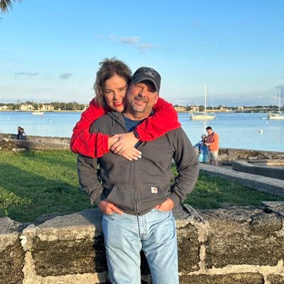 DLC_Valerie's profile picture. Travel Agent/Lover of Jesus, family, and cats🐈‍⬛