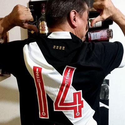 🎵✠ Nunca vão entender esse amor ✠ Vasco da Gama pra sempre vou te amar 🎶
✠ Eu Amo vc, Vasco da Gama ✠
#SouVasco/✠/ #MuuitoVasco ◤✠◢