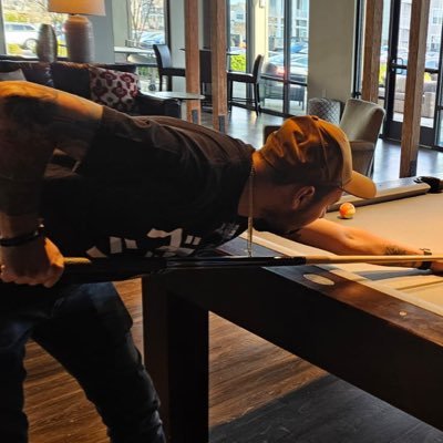 pierreaviles's profile picture. 