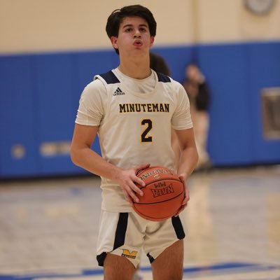 MRHS ‘24 PG/SG GPA 3.4 6’0 170lbs: Email robertfuccillo98@gmail.com Everett made. 2023 season avg: 20pts-5asts-5rebs-1.5stls