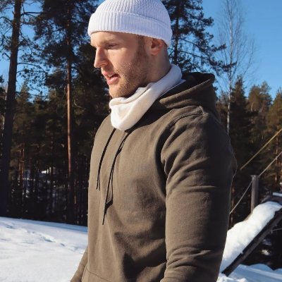 Vertically gifted 🇫🇮🇸🇪
210cm/6'11
maxjohanbusiness@gmail.com