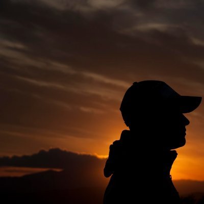 hadj2021's profile picture. عِش حراً او مت واقفا كالشجرة 🌳 
وسافر لا تبقى في مكانك كالشجرة