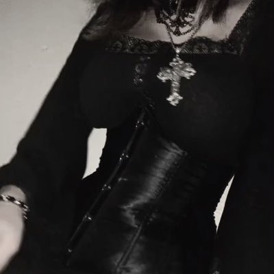 MDNI!! ༺♡༻𖤐 forest goth whore tbh ☥ ♱☾. dm 4 my menu! ☠︎︎༒︎✞︎🕸𖤐 ⋆♱✮♱⋆ 18 faceless seller! 𖤐♰♰𖤐 ❦♰♱. no meetups! ☠︎︎𓆩𓆩♡𓆪𓆪 ☠︎︎