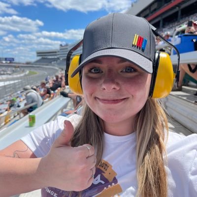 HCiavs23's profile picture. @helenciavs racing account