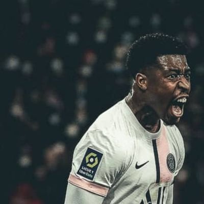 yapasdeglr's profile picture. 