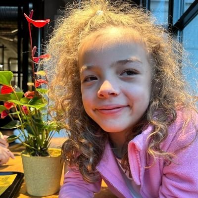 DelOliv's profile picture. 