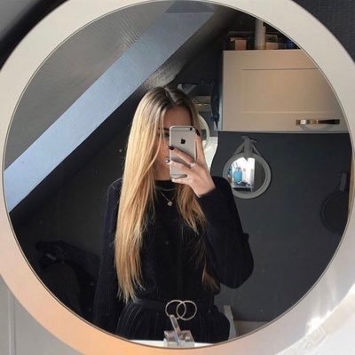 MariaDesmmond Profile Picture