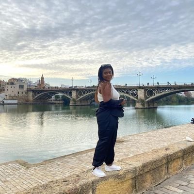 meekahboo's profile picture. Food Chemistry. Foodie. Optimist. Nirvana.  🇯🇲