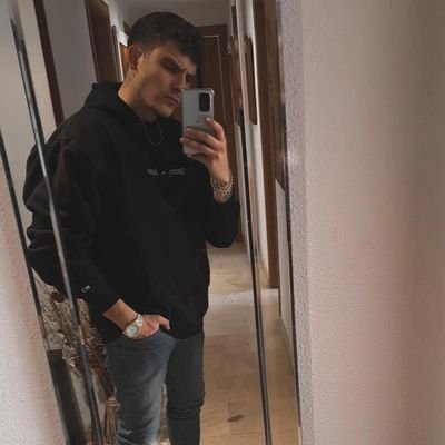 davidmg__99's profile picture. ~KXKV GVNG~