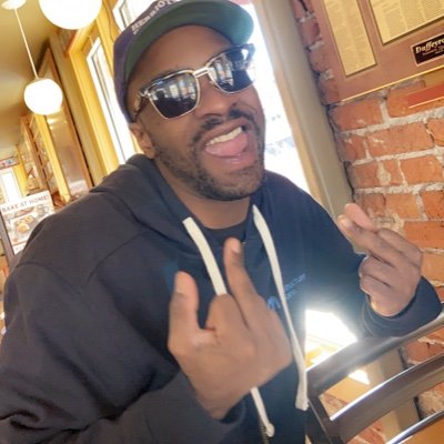 Face of Midwest Runners, LLC 🤝 Do your own research! Successful #entrepreneur in the making anything helps
Cash app $nikitapyatt
Venmo @NikitaPyatt