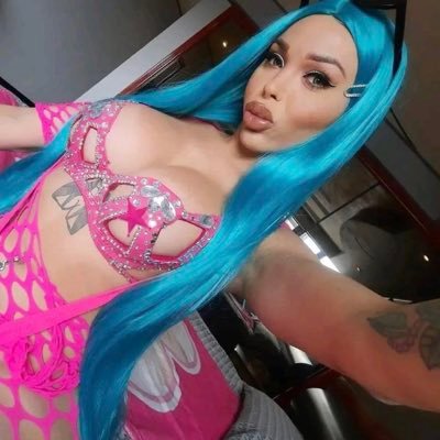 c_shemalepipe's profile picture. soy una mujer trans muy caliente con gran polla #trans