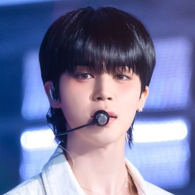 whateverchim's profile picture. 