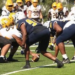 Rusher/DE @Highland ⛓ D1 Bounce Back 6’2 230 Underrated but never Defeated #LongLiveMyAngels❤️🙏🏾 314