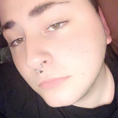 William97604755's profile picture. 