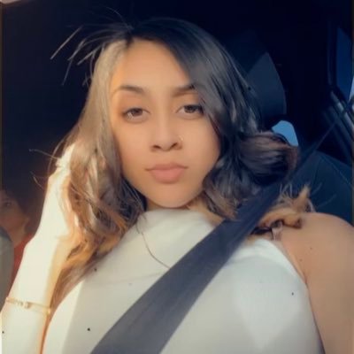 rissaaa209's profile picture. 