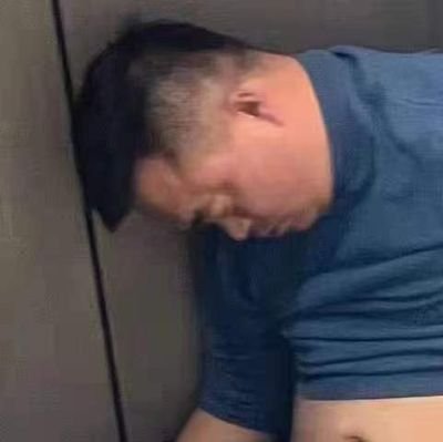 zzcibt's profile picture. 