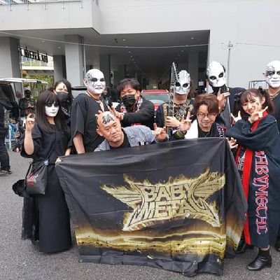 40半にしてBABYMETALにハマり、2020幕張でliveデビューしました！

2023幕張、ぴあアリーナMM、Zepp羽田2024横浜アリーナにも参戦しました(⁠・⁠∀⁠・⁠)
もう抜け出せる気がしません！
無言フォロー失礼しますm(_ _)m