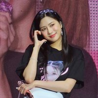 WEI🌈女偶像is my life (@weipandasone) 's Twitter Profile