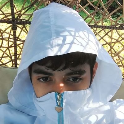 b_ablln's profile picture. 